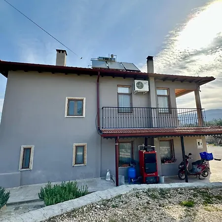 Apartment Kus Tuenegi *